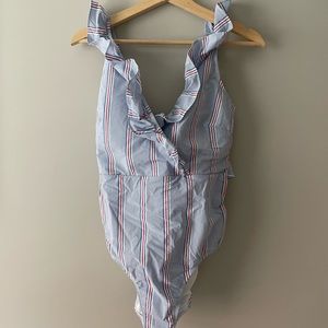 Vineyard Vines one piece NWT